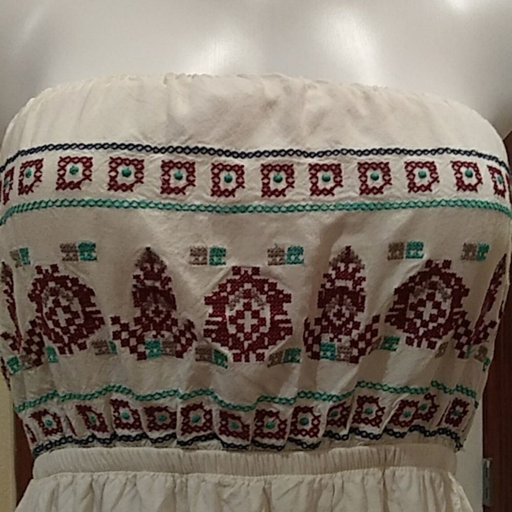 Dress - Picture 3 of 5